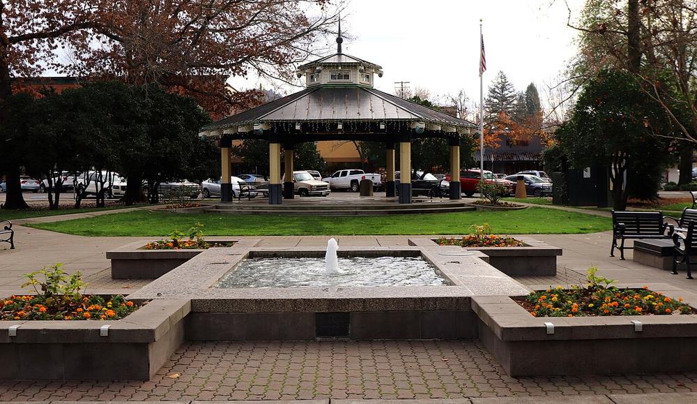 Healdsburg, California, wine country at the heart of Sonoma County
